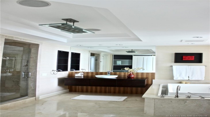 10295Collins15.jpg