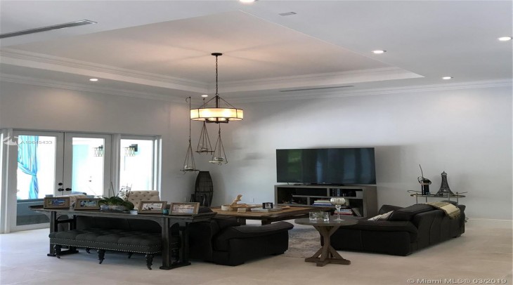8020SW57thAve3.jpg